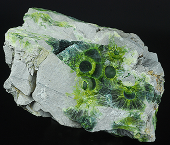 Wavellite - Mauldin Mountain quarries - Mauldin Mt. - Montgomery Co. - Arkansas - USA