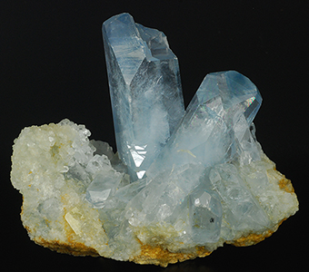 Celestine - Sakoany deposit - Katsepy Commune - Mitsinjo Distr. - Boeny Region - Mahajanga prov. - Madagascar (with VIDEO !)