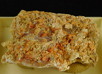 Amarantite - Cerros Pintados -Pampa del Tamarugal -Tamarugal prov. -Tarapac -Chile