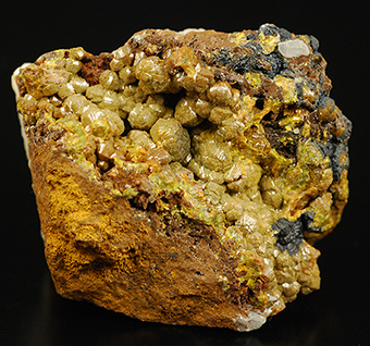GM21002 - Campylite (var. of mimetite) - Dry Gill mine -Caldbeck -Allerdale -Cumbria -England - United Kingdom