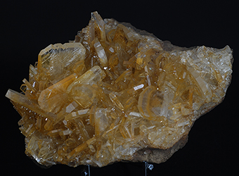 Baryte - cerro Warihuyn - Miraflores - Huamalies Prov. - Huanuco Deptm. - Peru