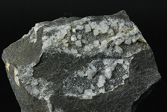 Offretite and chabazite-Ca - Lake Arno - Alta Val Saviore - Adamello Massif - Brescia prov. - Lombardy - Italy