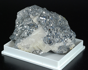 Skutterudite and quartz - Aghbar mine - Aghbar - Bou Azer Distr. - Tazenakht - Ouarzazate prov. - Souss-Massa-Dra Region - Morocco