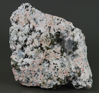 Bavenite, fluorite, orthoclase, albite and quartz - Seula mine (ex Montecatini quarry) - Mount Camoscio - Oltrefiume - Baveno - Verbano-Cusio-Ossola prov. - Piedmont - Italy
