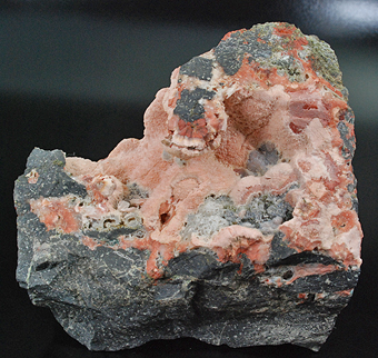 Mordenite and dachiardite-Na - Drio le Pale - Buffaure Group - Fassa Valley - Trento prov. - Trentino-Alto Adige - Italy