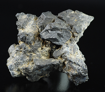 Hercynite - La Piana Alp - Premosello Chiovenda - Verbano-Cusio-Ossola prov. -, Piedmont - Italy