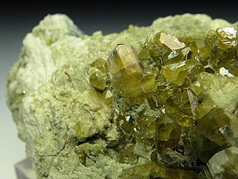 Epidote - Bellecombe, Ch�tillon, Valle d'Aosta, Italia