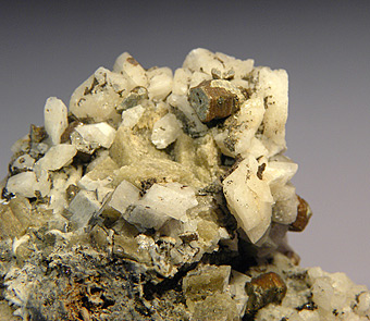 Donnayite (Y) - Poudrette quarry (Demix quarry; Uni-Mix quarry; Desourdy quarry), Mont Saint-Hilaire, Rouville RCM, Mont�r�gie, Qu�bec, Canada