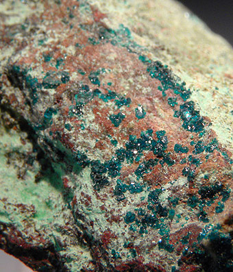 Haydeeite - Haydee Mine , Salar Grande, Iquique prov. , Tarapac� Region , Chile (TYPE LOCALITY)