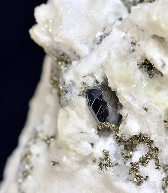 Tennantite var. Binnite - Lengenbach Quarry - Binnatal - Wallais - Switzerland