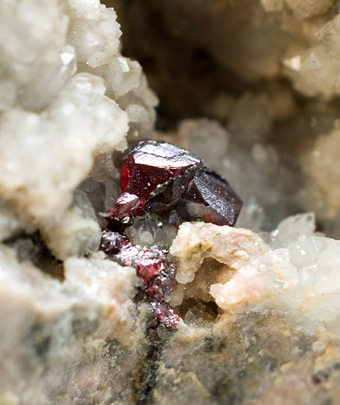 Proustite - Ucchuchaqua Mine - Lima Dept. - Per