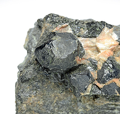 Gadolinite-(Y) (TL) - Ytterby, Resar, Vaxholm, ,Uppland, Sweden