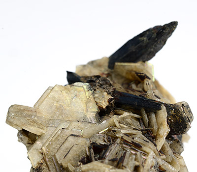 Catapleiite - Poudrette quarry, Mont Saint-Hilaire, Qubec, Canada