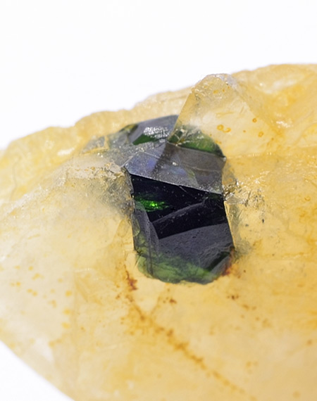 Fluornatromicrolite  -  Quixaba pegmatite, Quixaba, Frei Martinho, Paraba, Brazil - (Type Locality)