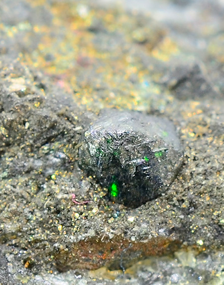 Goldmanite - Rybnček, Pezinok, Mal Karpaty Mts, Bratislava Region, Slovakia