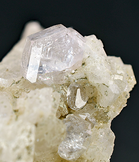 MINS8483 - Apatite - Notklamm, Neukirchen am Grovenediger, Zell am See District, Salzburg, Austria