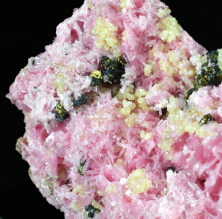 Axinite-(Mn) - Pachapaqui mining district, Bolognesi Province, ncash, Peru