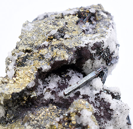 Hutchinsonite, pyrite - Quiruvilca mine, Santiago de Chuco, La Libertad, Peru