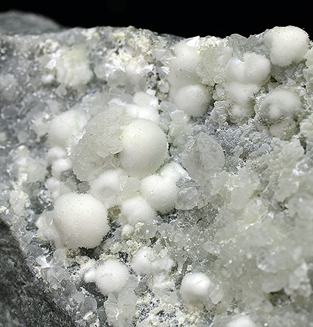 MINS8772 - Dresserite - Francon quarry, Montral, Qubec, Canada (TL)