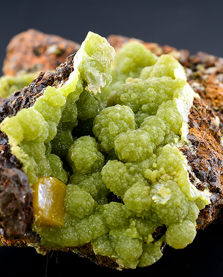 Mimetite, Wulfenite - Ojuela Mine, Mapimi, Durango, Mexico