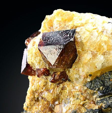 Zircon and biotite - Astor - Astor Valley - Gilgit-Baltistan - Pakistan