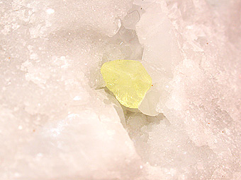 Sulfur - Fantiscritti Quarry - Carrara - Apuan Alps - Massa Carrara Prov. - Tuscany - Italy